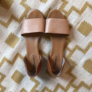 ❤️Brown color block sandals